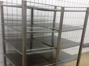 Shelves for meat dissolution